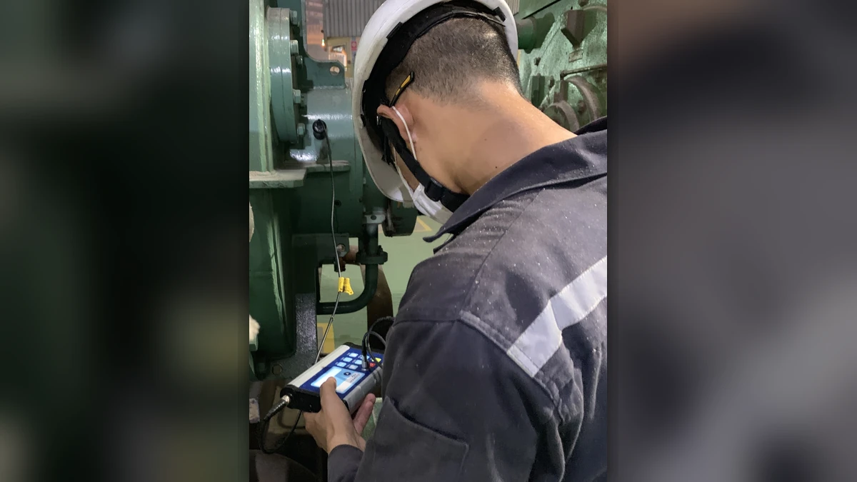 การตรวจ Acoustic Emission บนเครื่องจักร